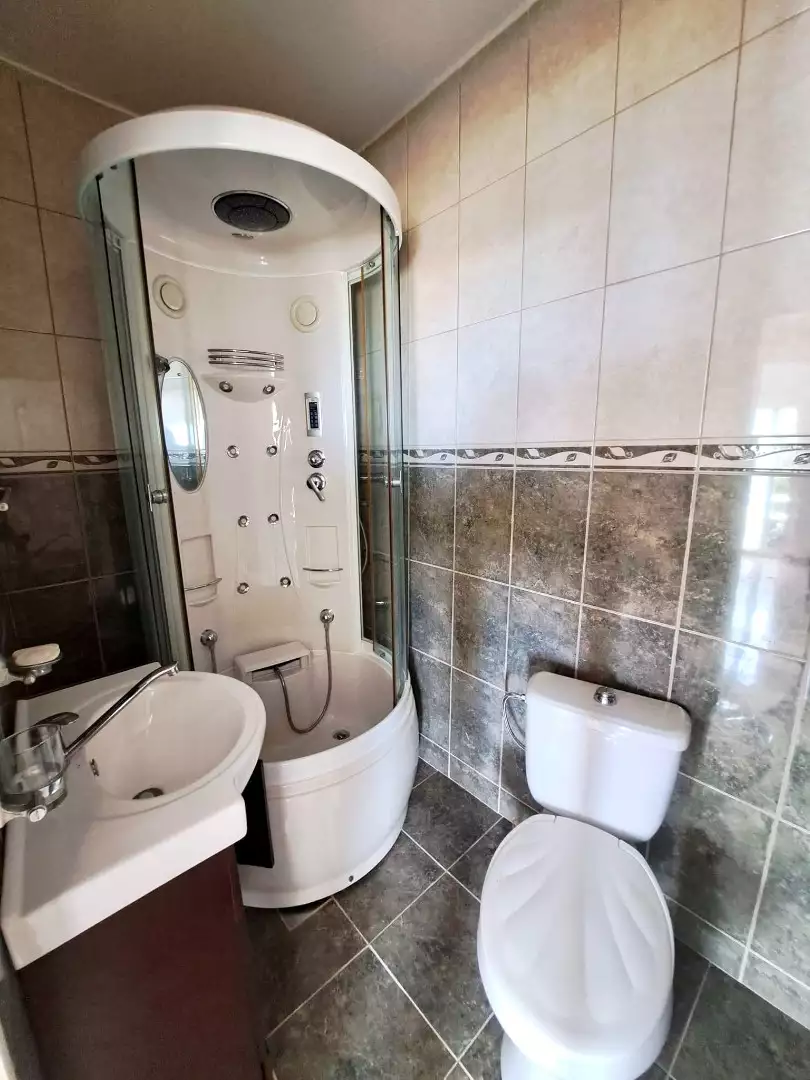 House 320m² in Montenegro, Utjeha. Priced at 230000€ rent photo-12