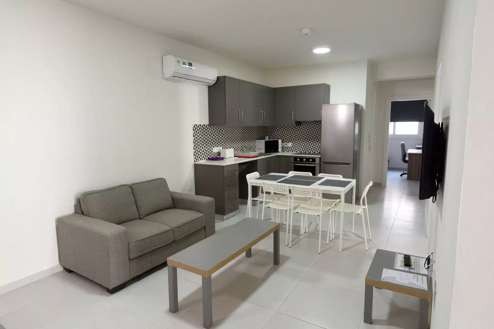 Flat 106m² in Cyprus, Larnaca. Priced at 318000€ rent photo-10