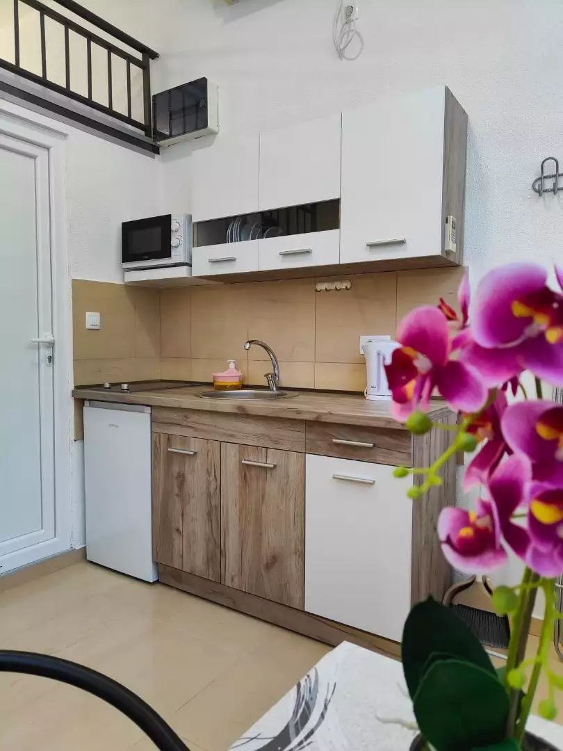 Flat 28m² in Montenegro, Sutomore. Priced at 85000€ rent photo-12
