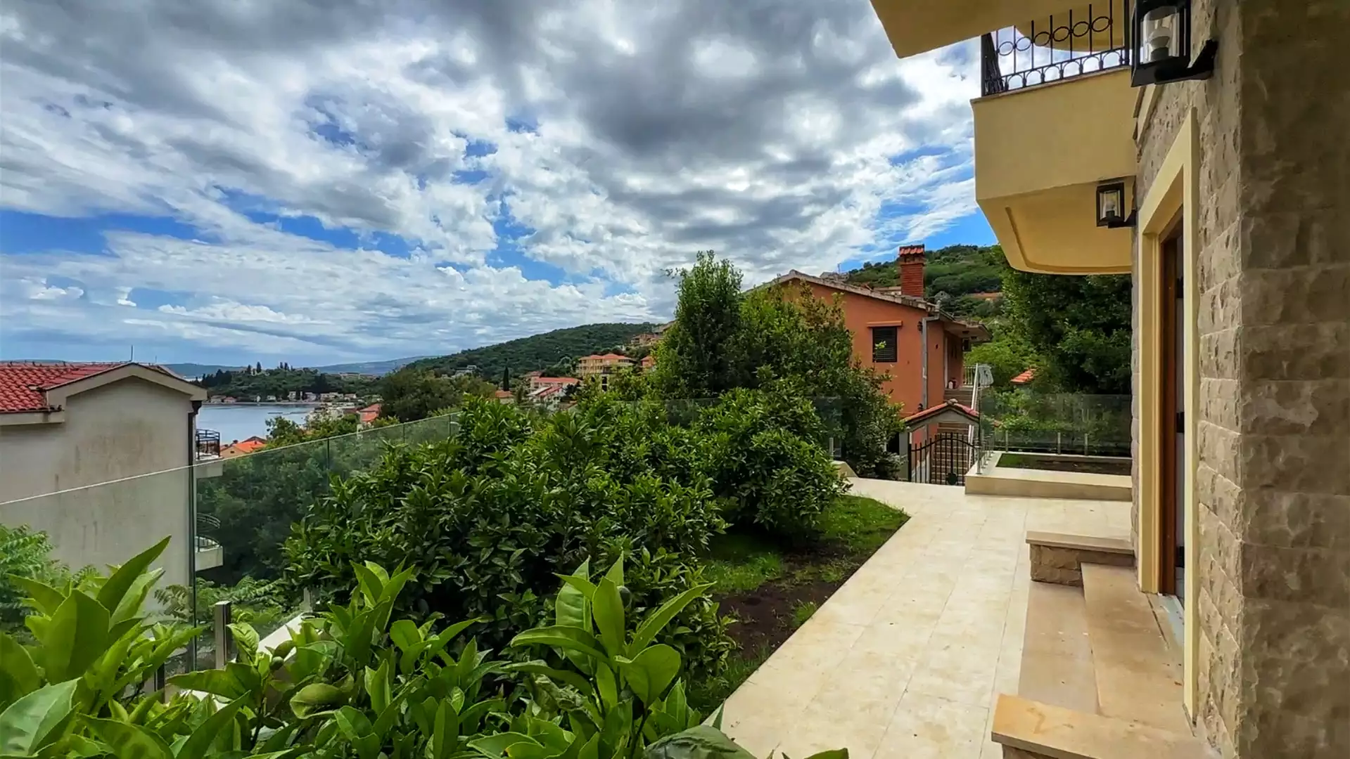 Flat 36m² in Montenegro, Kamenari. Priced at 145000€ rent photo-40