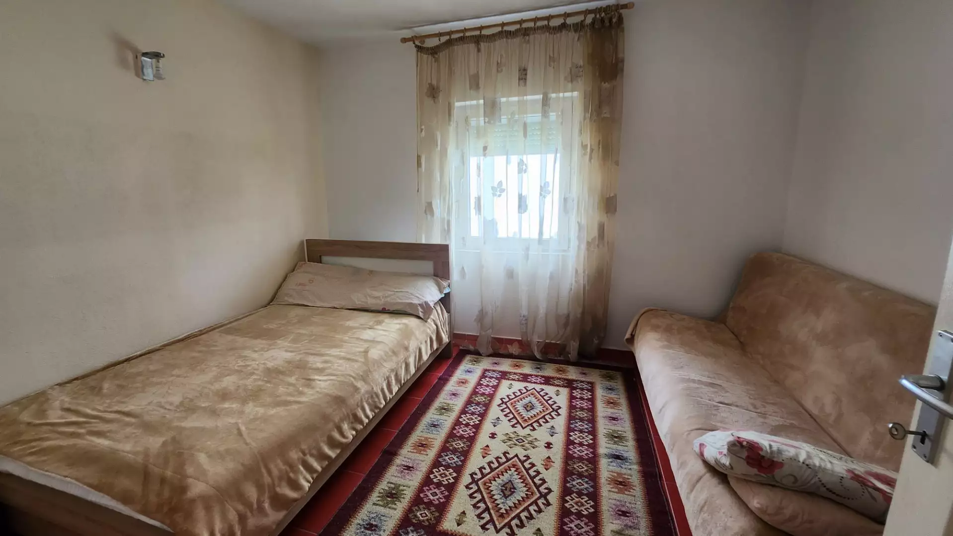 House 112m² in Montenegro, Sutomore. Priced at 140000€ rent photo-11