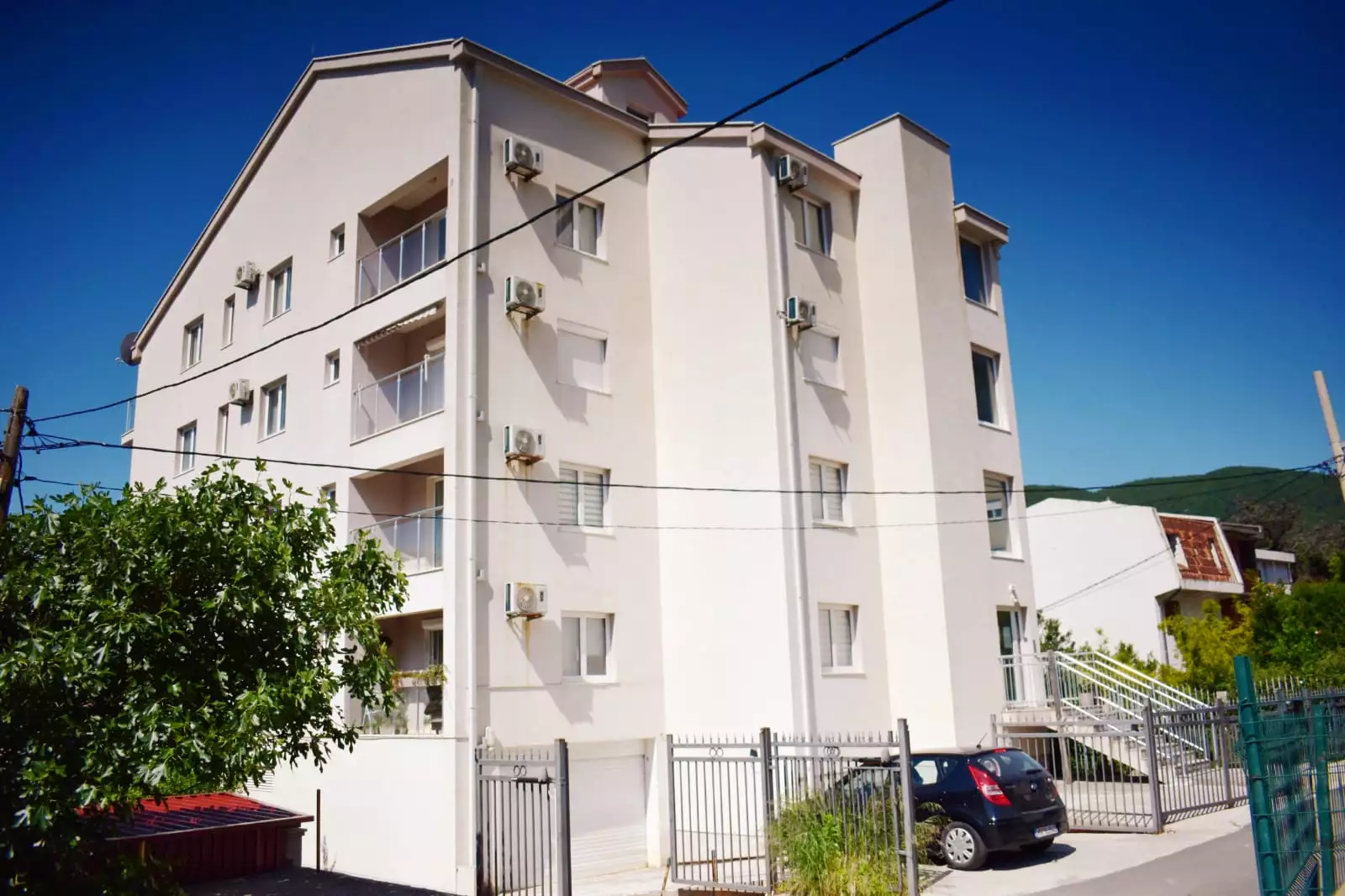 Flat 61m² in Montenegro, Budva. Priced at 135000€ rent photo-1