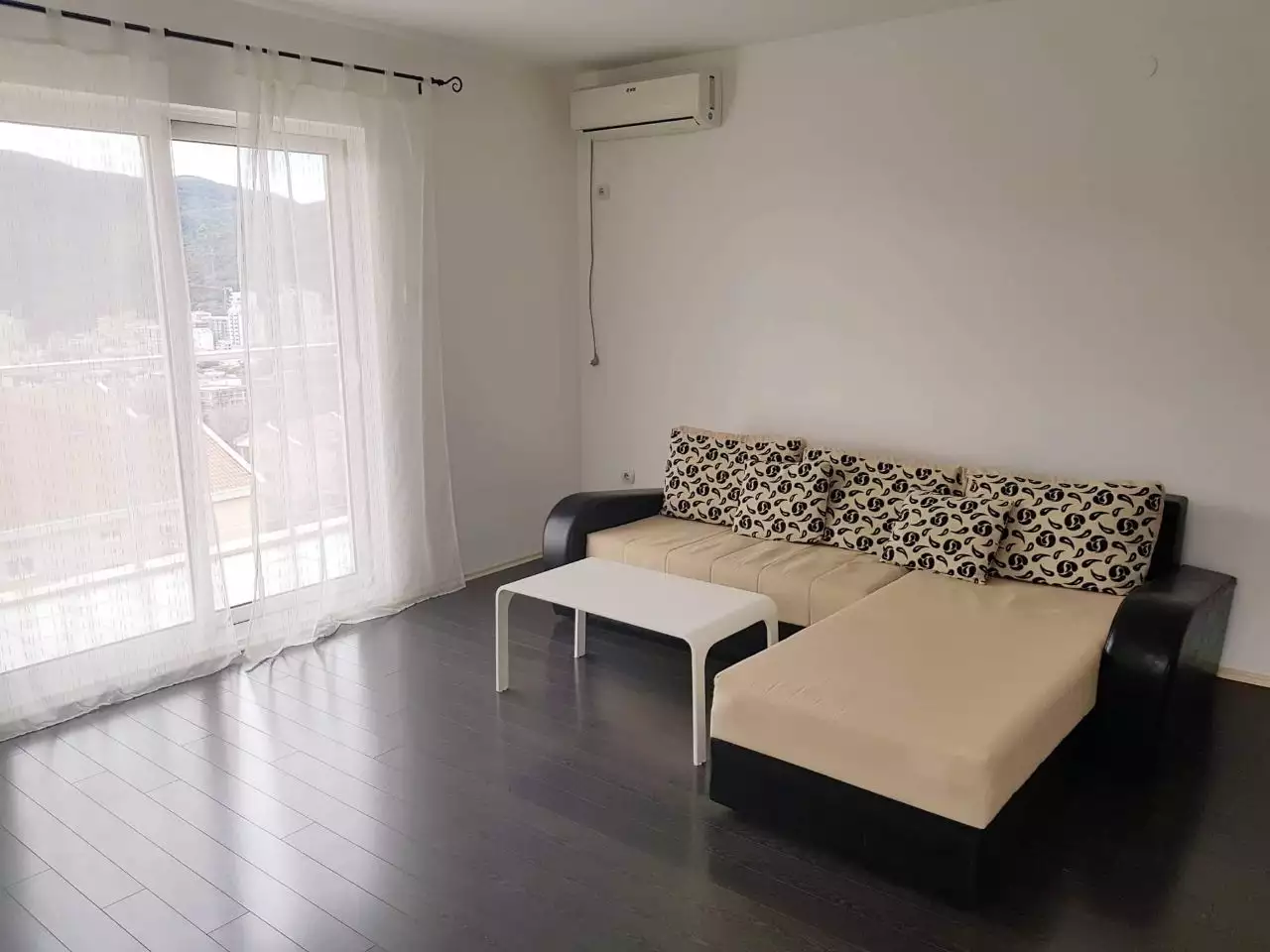 Flat 61m² in Montenegro, Budva. Priced at 135000€ rent photo-13