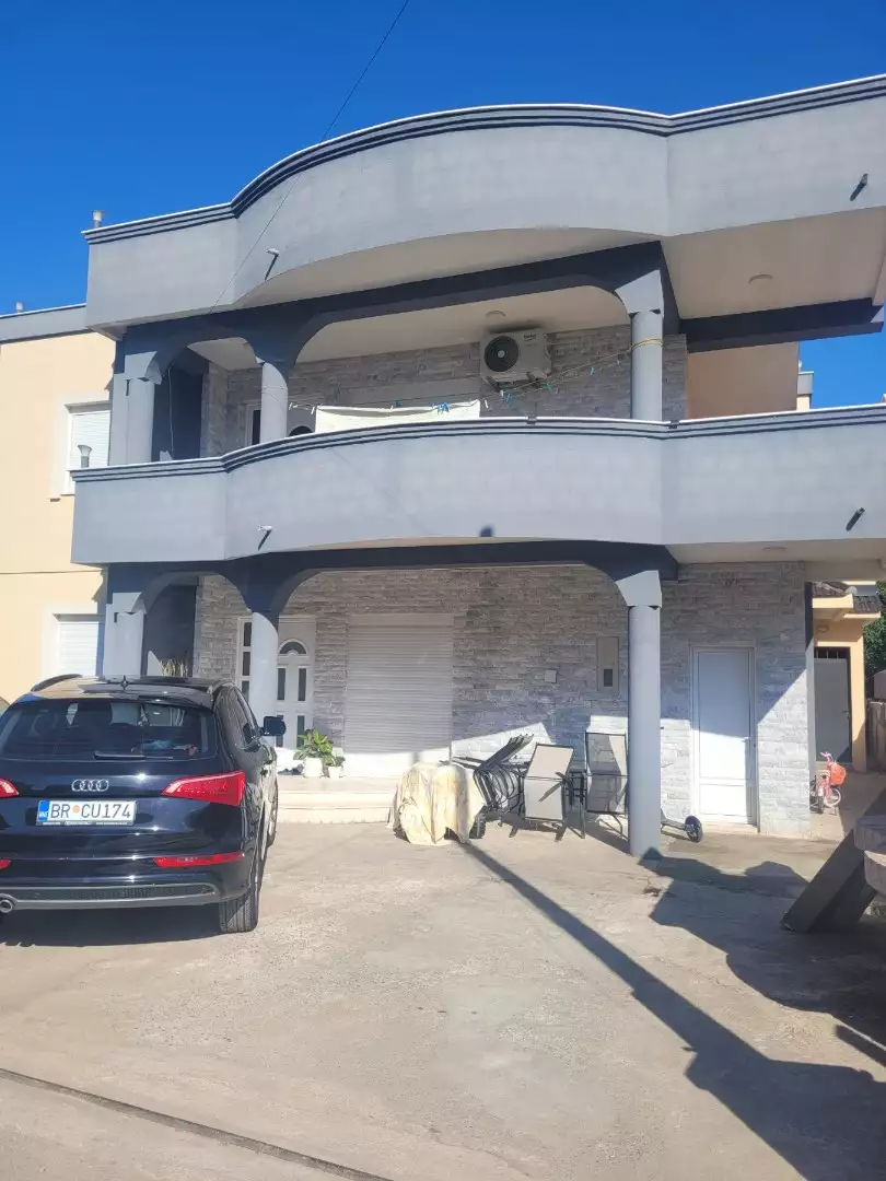 House 300m² in Montenegro, Bar. Priced at 350000€ rent photo-2