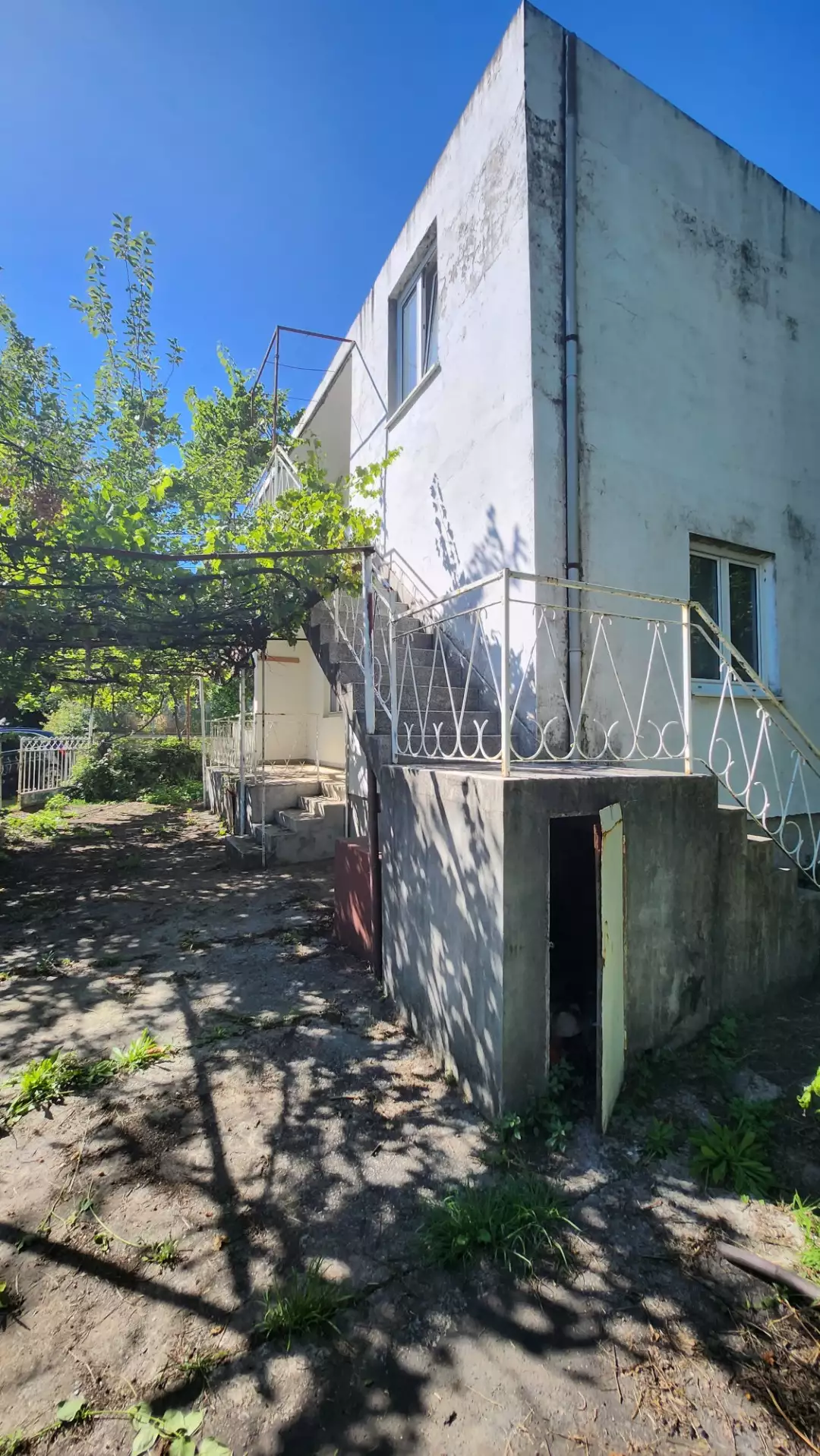 House 130m² in Montenegro, Sutomore. Priced at 135000€ rent photo-3