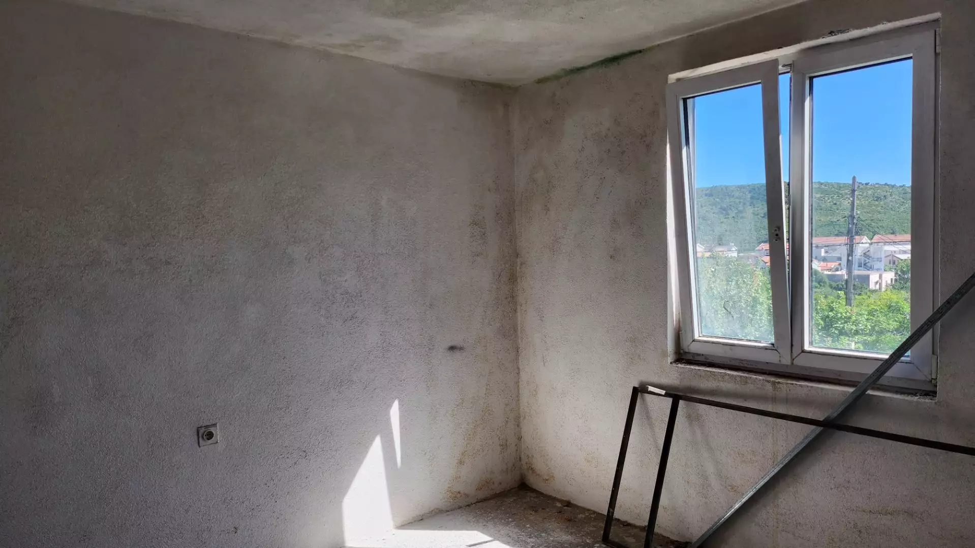 House 130m² in Montenegro, Sutomore. Priced at 135000€ rent photo-15