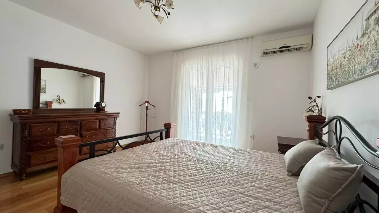 House 320m² in Montenegro, Bar. Priced at 390000€ rent photo-20