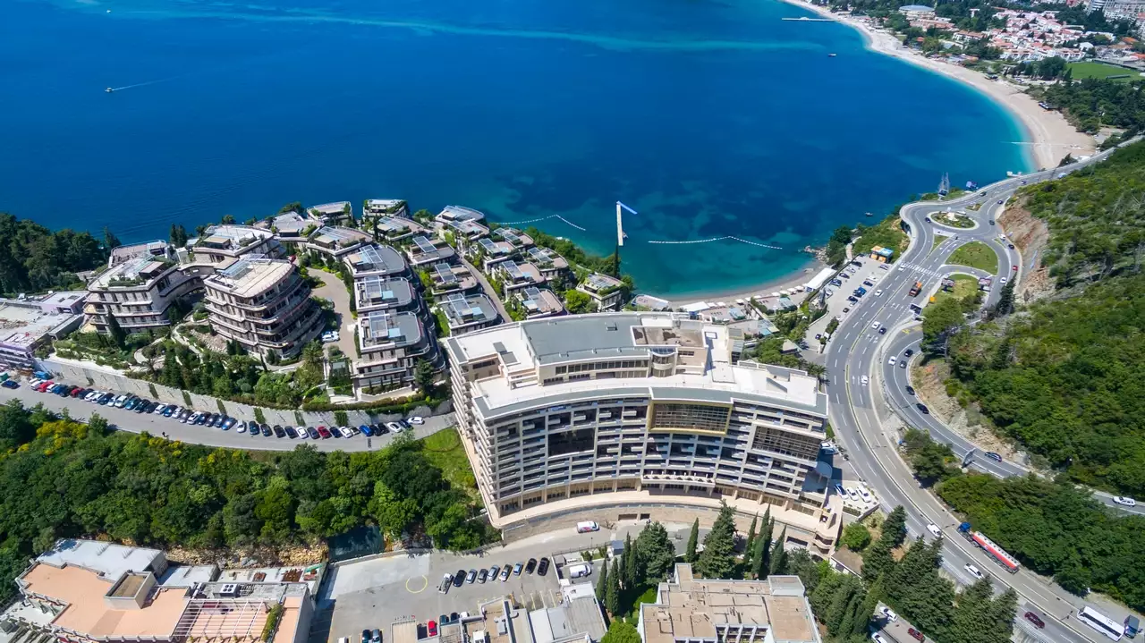 Flat 44m² in Montenegro, Budva. Priced at 215600€ rent photo-7