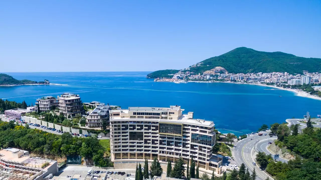 Flat 44m² in Montenegro, Budva. Priced at 215600€ rent photo-10