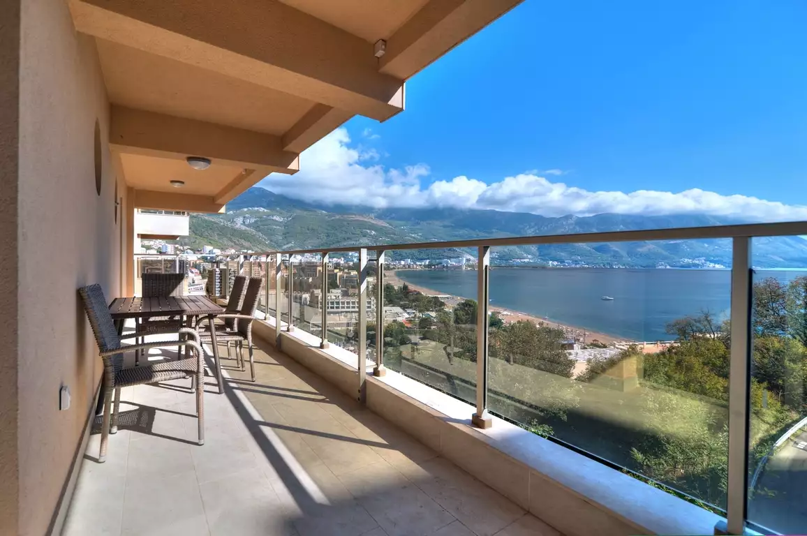 Flat 44m² in Montenegro, Budva. Priced at 215600€ rent photo-13