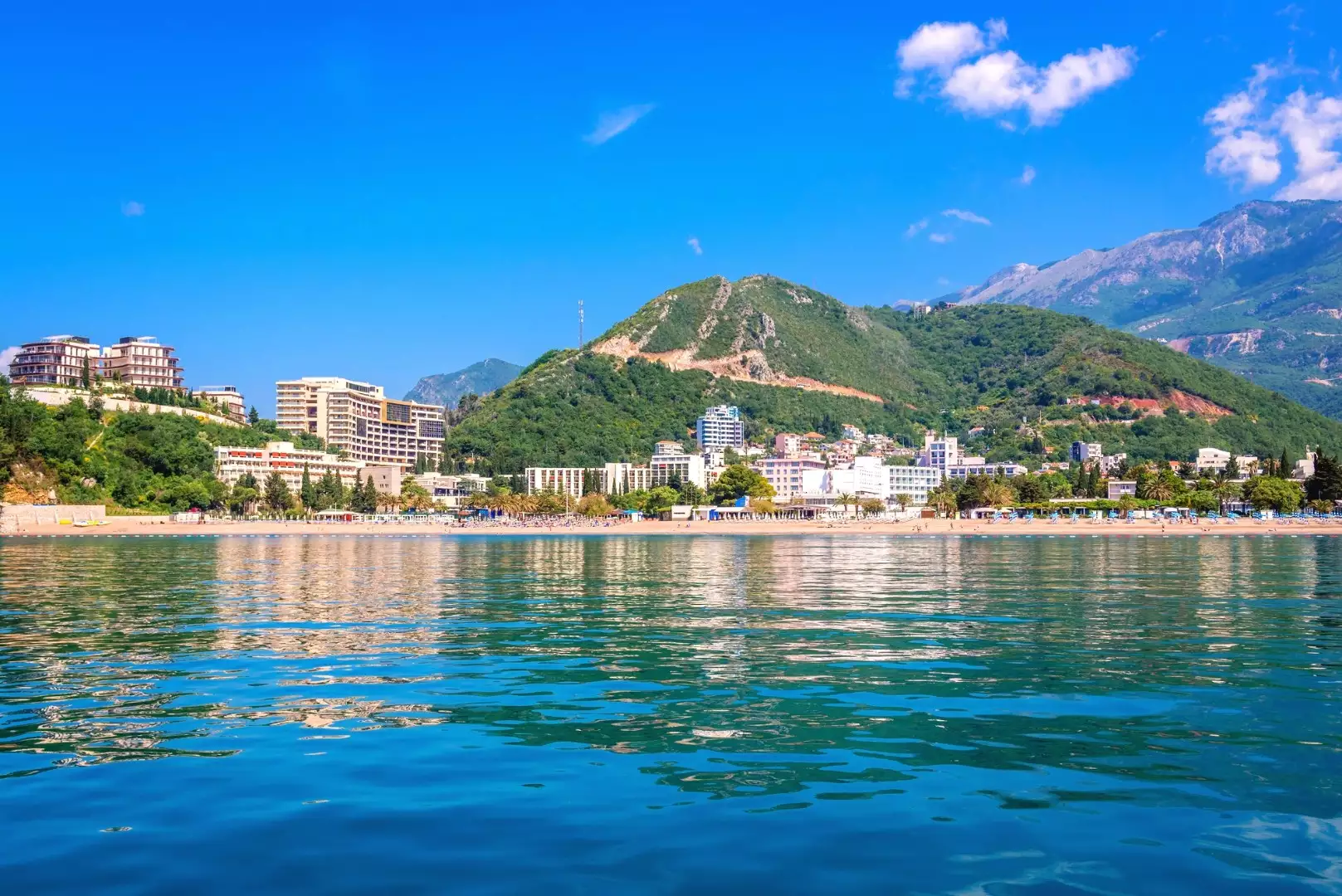 Flat 44m² in Montenegro, Budva. Priced at 215600€ rent photo-16