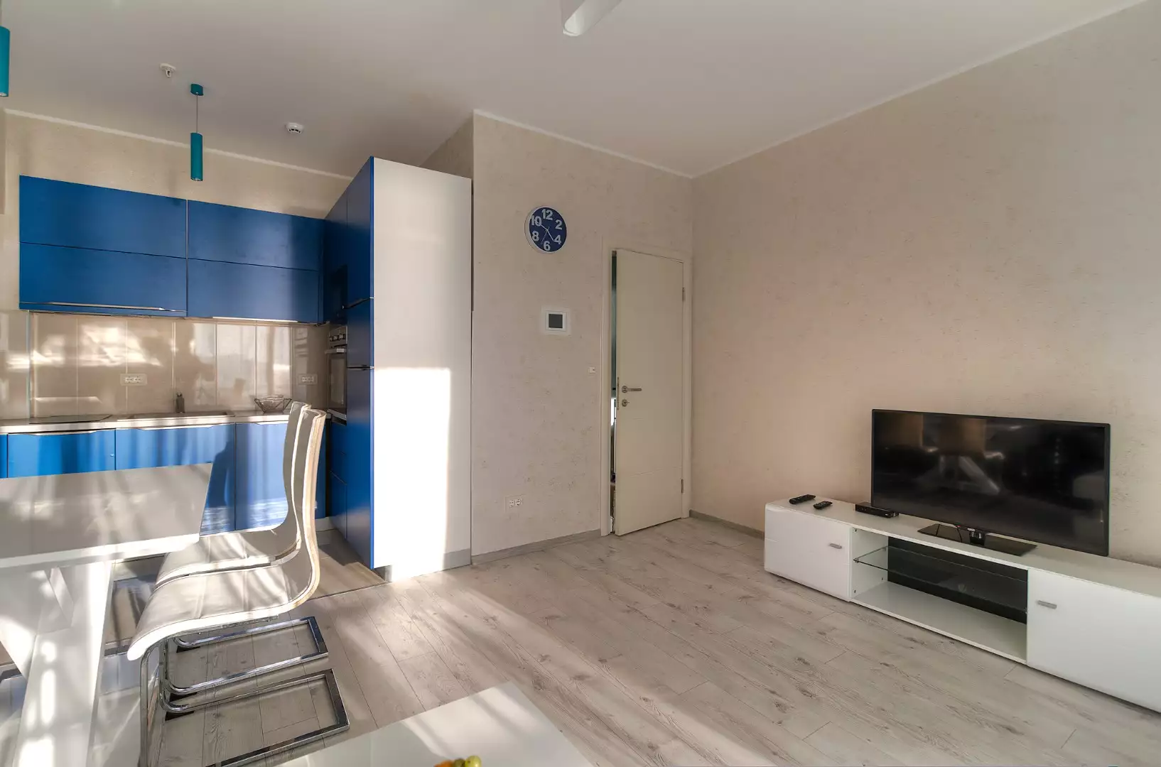 Flat 50m² in Montenegro, Budva. Priced at 296800€ rent photo-22