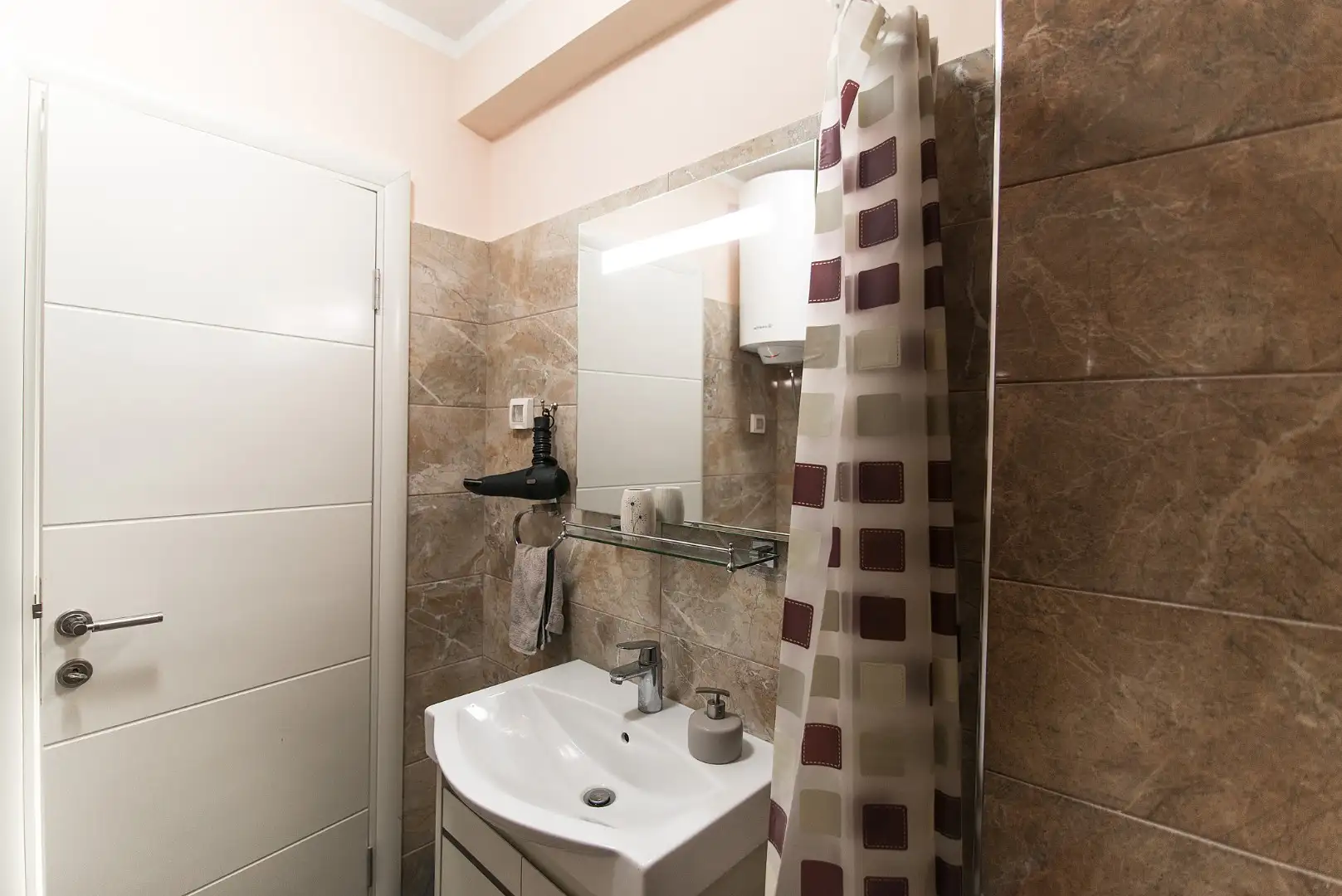 Flat 50m² in Montenegro, Budva. Priced at 296800€ rent photo-28