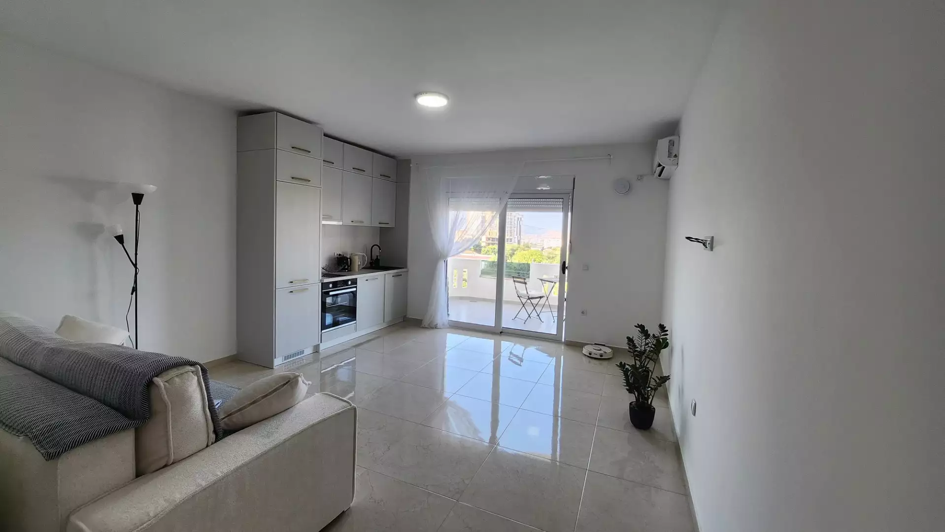 Flat 55m² in Montenegro, Bar. Priced at 125000€ rent photo-1