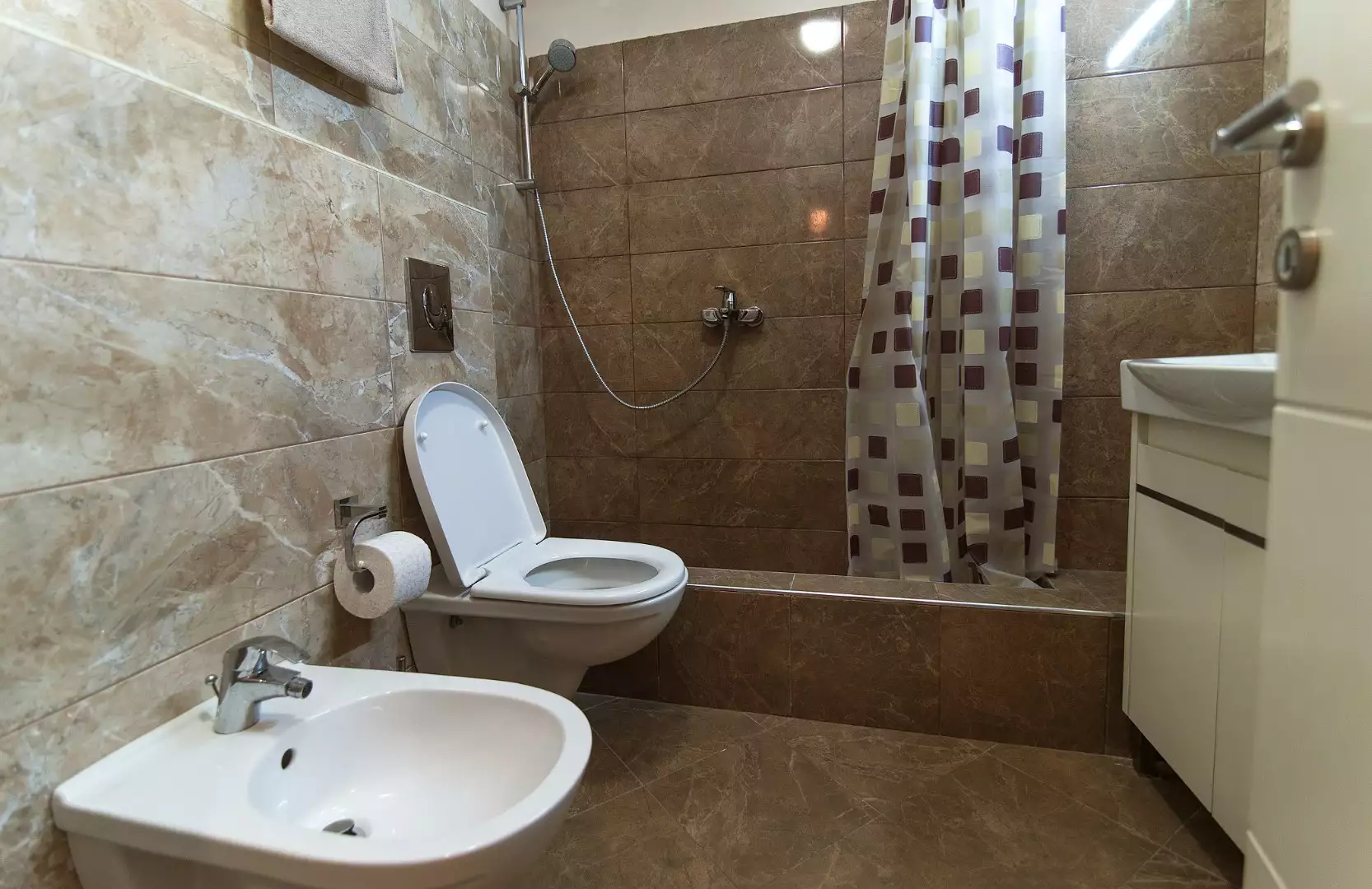Flat 82m² in Montenegro, Budva. Priced at 393600€ rent photo-20