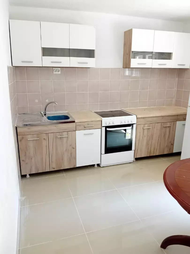 House 170m² in Montenegro, Sutomore. Priced at 140000€ rent photo-5