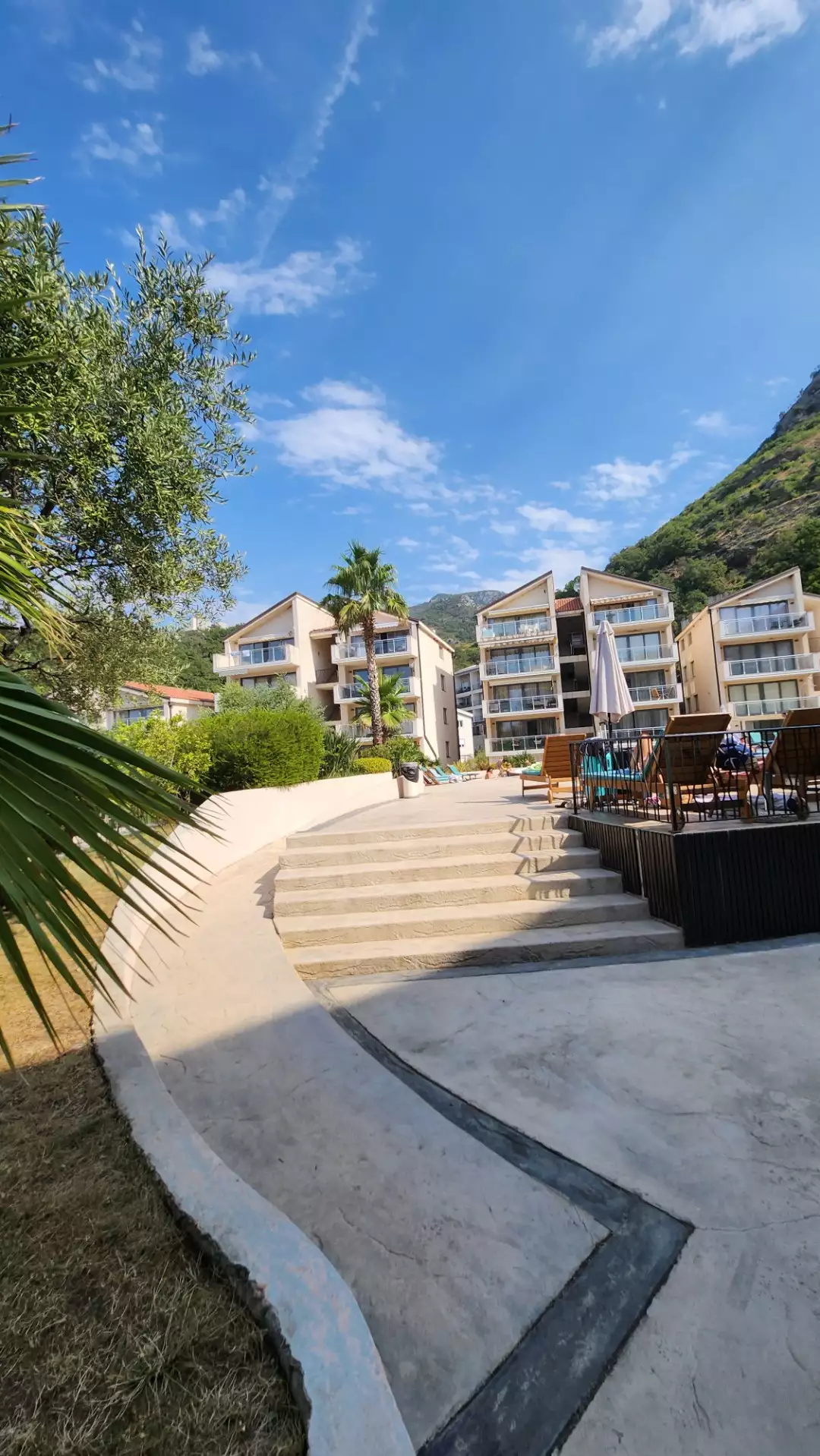 Flat 75m² in Montenegro, Przno. Priced at 213750€ rent photo-2