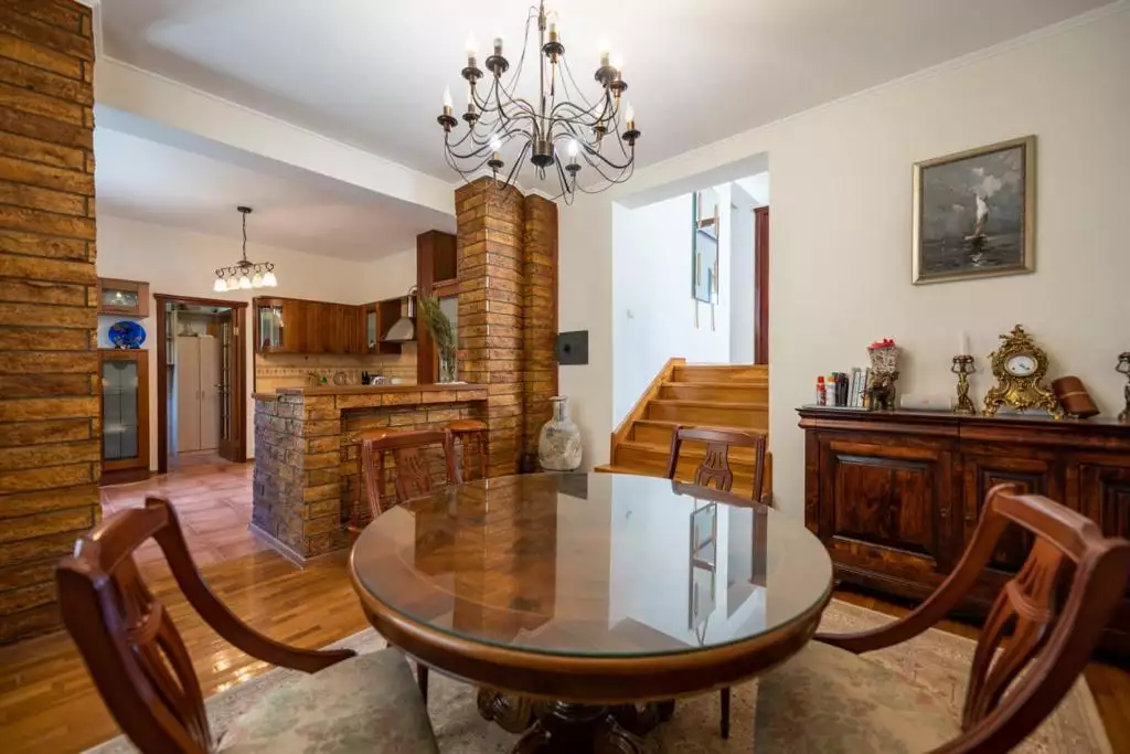 House 400m² in Montenegro, Kotor. Priced at 800000€ rent photo-9
