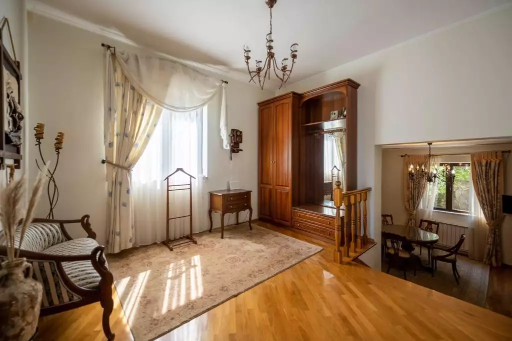 House 400m² in Montenegro, Kotor. Priced at 800000€ rent photo-16