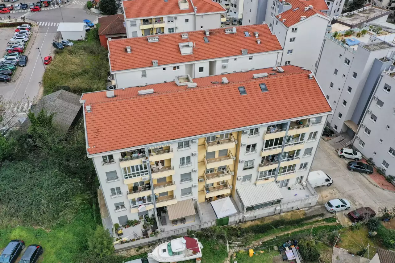 Flat 108m² in Montenegro, Budva. Priced at 250000€ rent photo-16