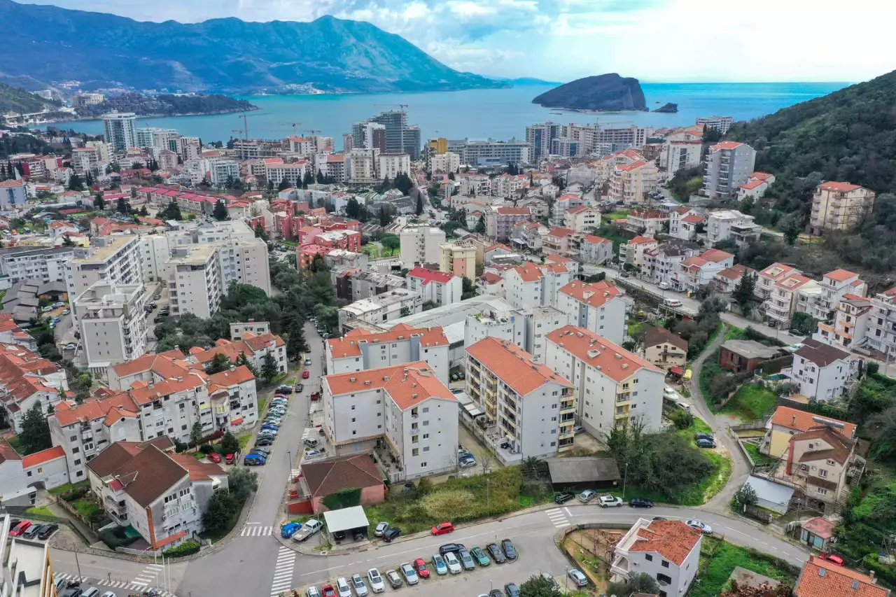 Flat 108m² in Montenegro, Budva. Priced at 250000€ rent photo-27