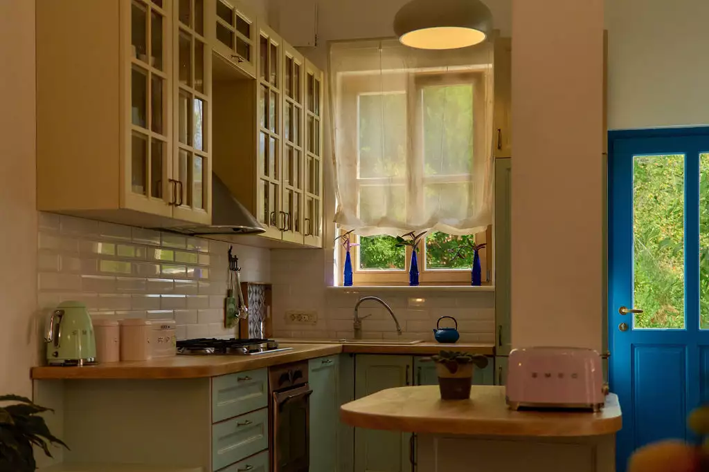 House 335m² in Montenegro, Herceg Novi. Priced at 420000€ rent photo-9
