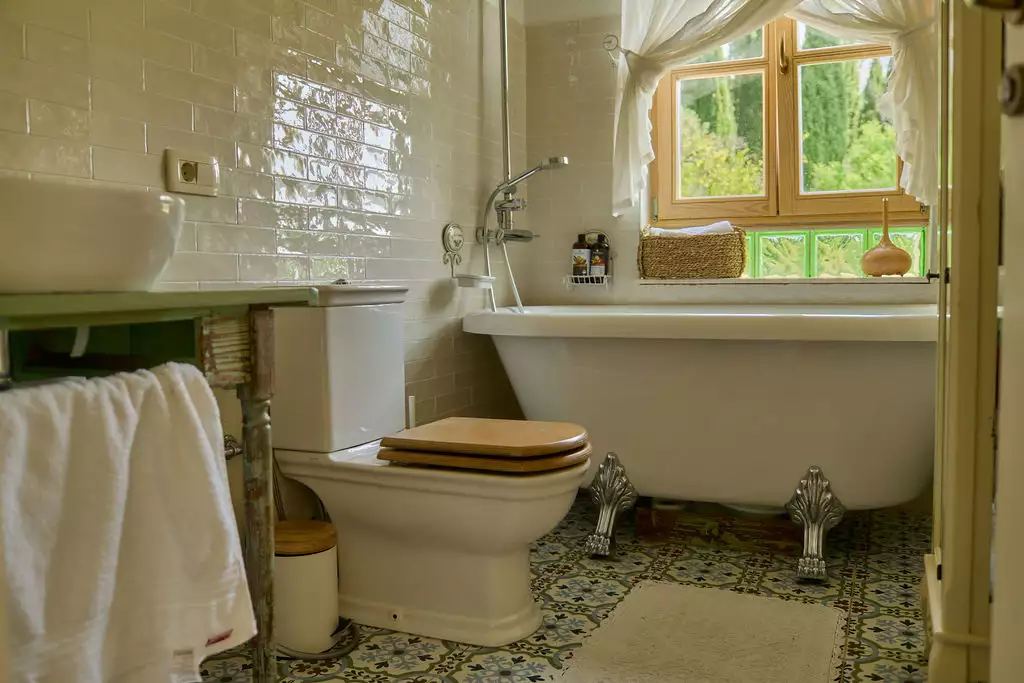 House 335m² in Montenegro, Herceg Novi. Priced at 420000€ rent photo-15