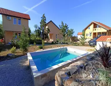 Buy in Montenegro for 369000€