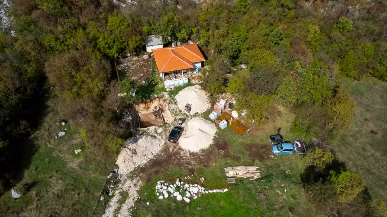 House 60m² in Montenegro, Risan. Priced at 75000€ rent photo-1