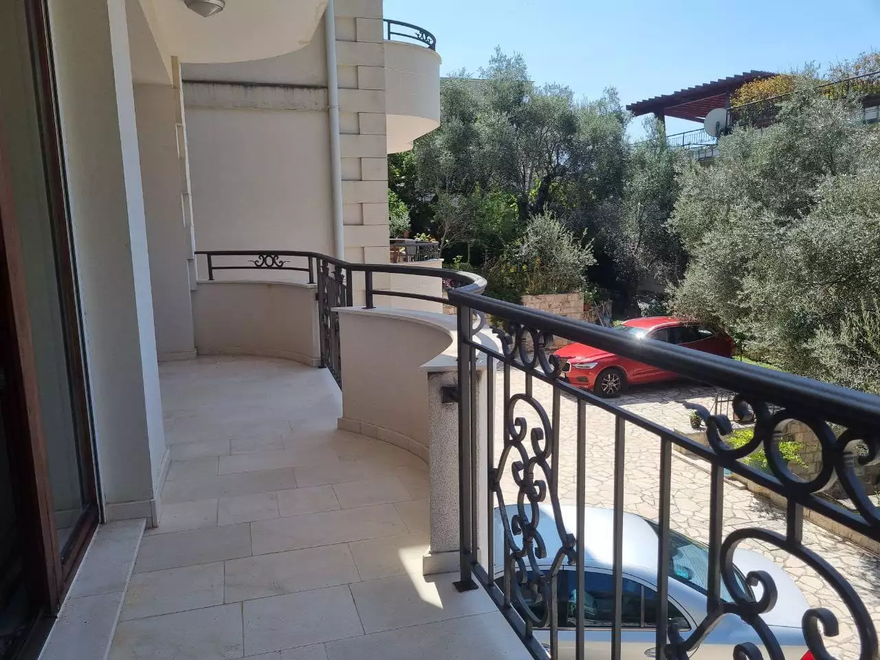 Flat 86m² in Montenegro, Petrovac. Priced at 240000€ rent photo-2