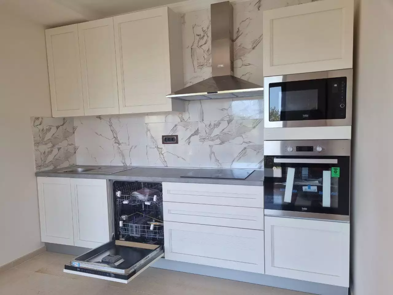 Flat 86m² in Montenegro, Petrovac. Priced at 240000€ rent photo-9