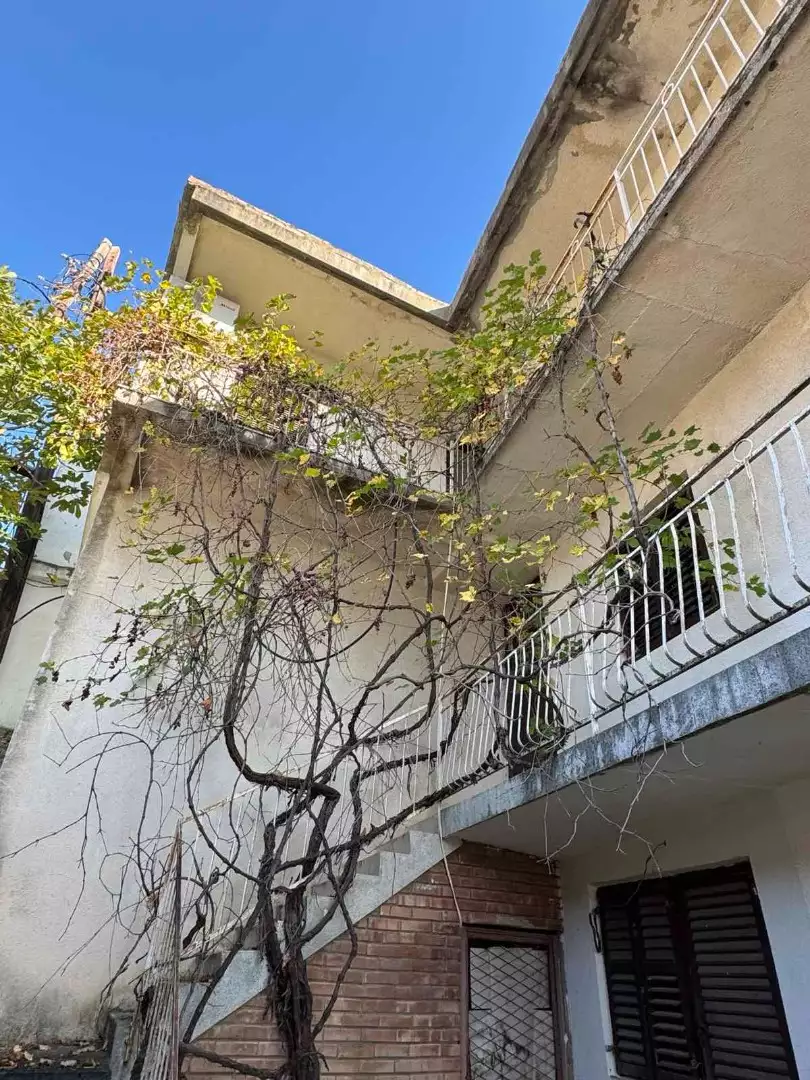 House 183m² in Montenegro, Sutomore. Priced at 130000€ rent photo-4