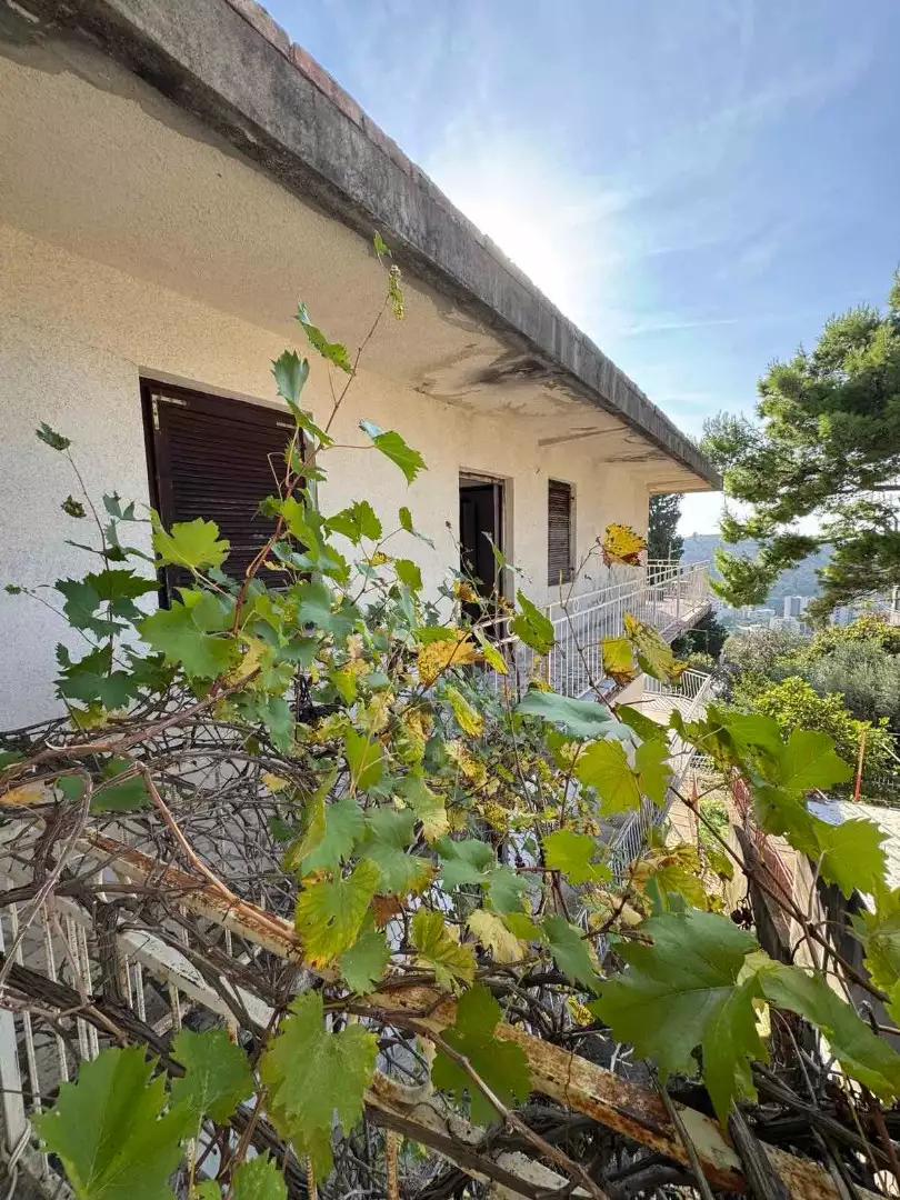 House 183m² in Montenegro, Sutomore. Priced at 130000€ rent photo-12