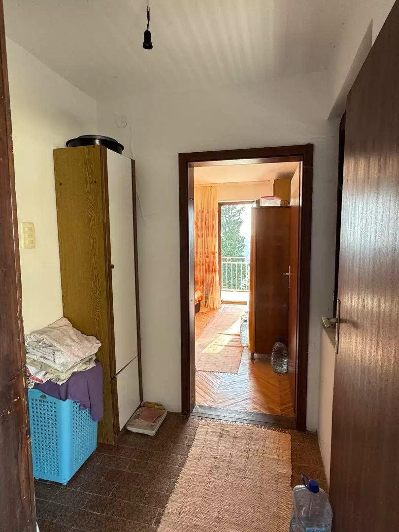 House 183m² in Montenegro, Sutomore. Priced at 130000€ rent photo-14