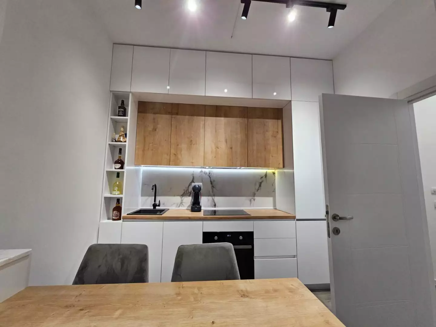 Flat 45m² in Montenegro, Bar. Priced at 155000€ rent photo-10