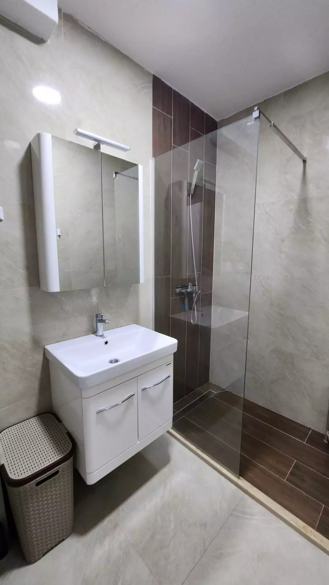 Flat 30m² in Montenegro, Bar. Priced at 93000€ rent photo-13