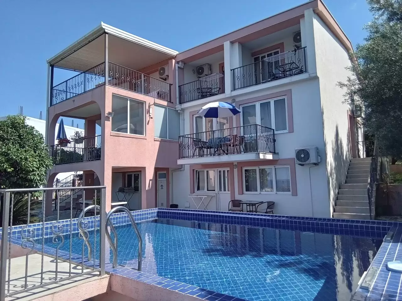 House 178m² in Montenegro, Dobra Voda. Priced at 600000€ rent photo-5