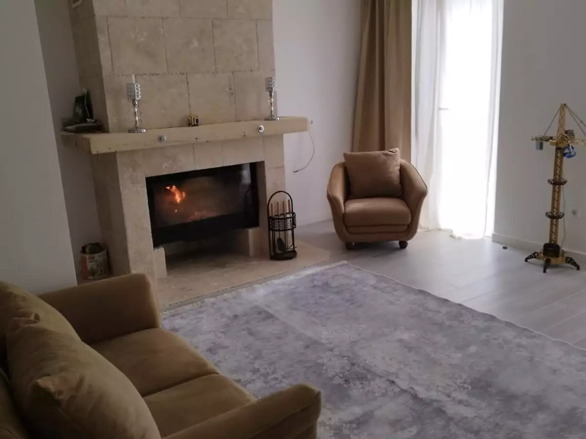 House 300m² in Montenegro, Baosici. Priced at 740000€ rent photo-5