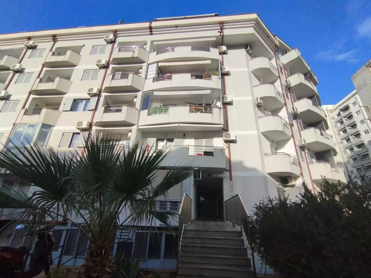 Flat 31m² in Montenegro, Budva. Priced at 59000€ rent photo-1