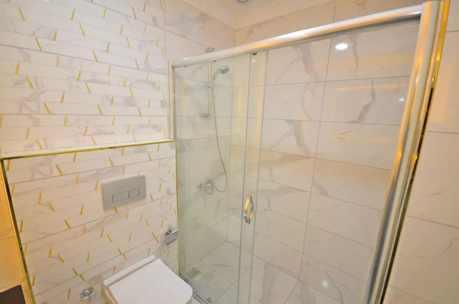 Flat 55m² in Turkey, Avsallar. Priced at 93500€ rent photo-17