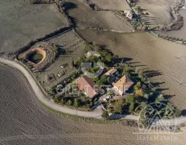 Buy in Italy for 1800000€