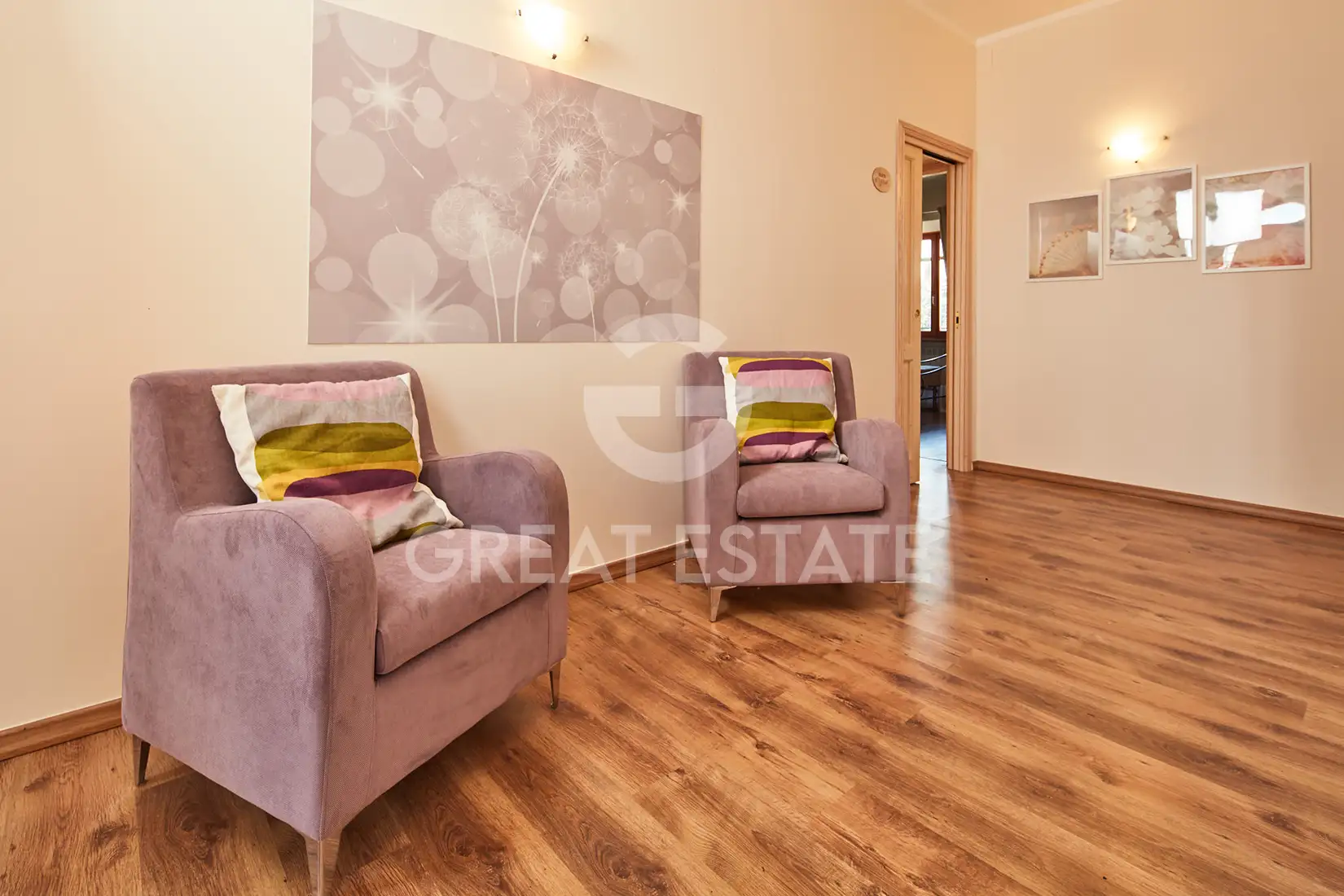House 346m² in Italy, Siena. Priced at 680000€ rent photo-8