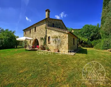Buy in Italy for 2100000€