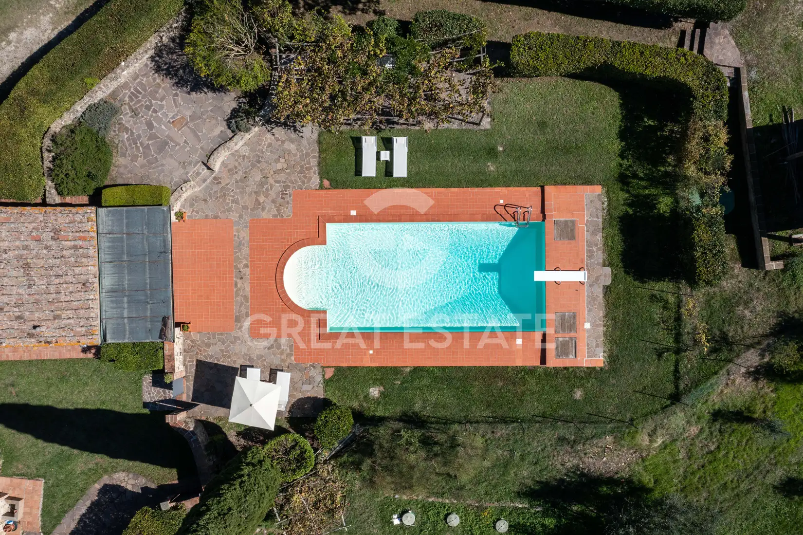 House 607m² in Italy, Siena. Priced at 995000€ rent photo-14
