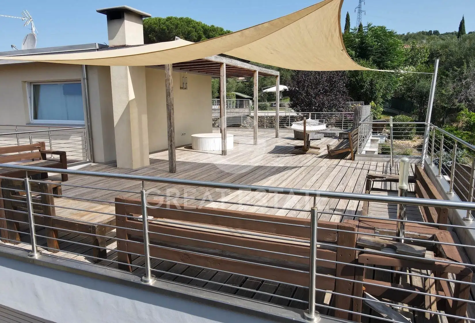 Villa 400m² in Italy, Livorno. Priced at 670000€ rent photo-9