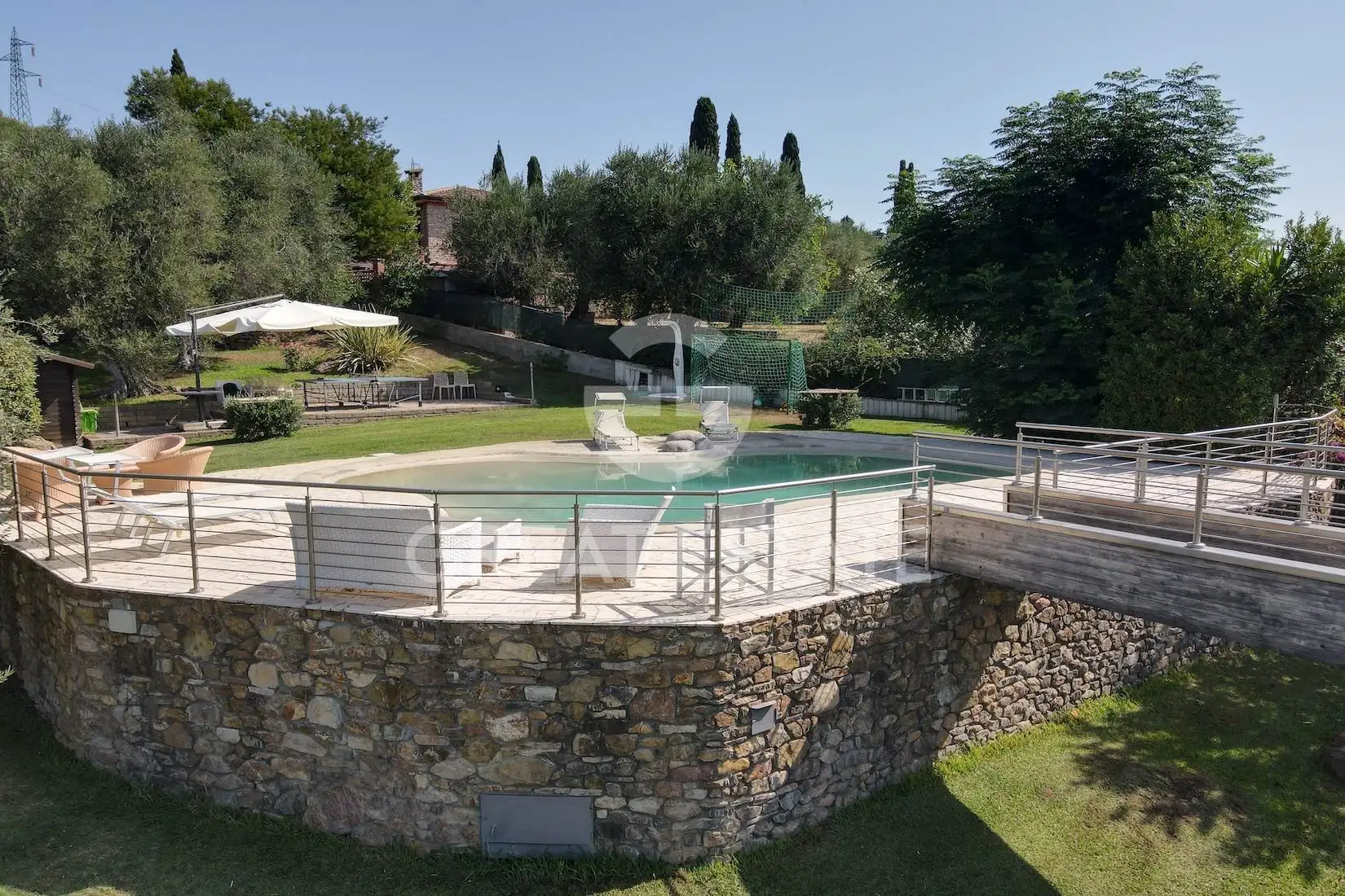 Villa 400m² in Italy, Livorno. Priced at 670000€ rent photo-15