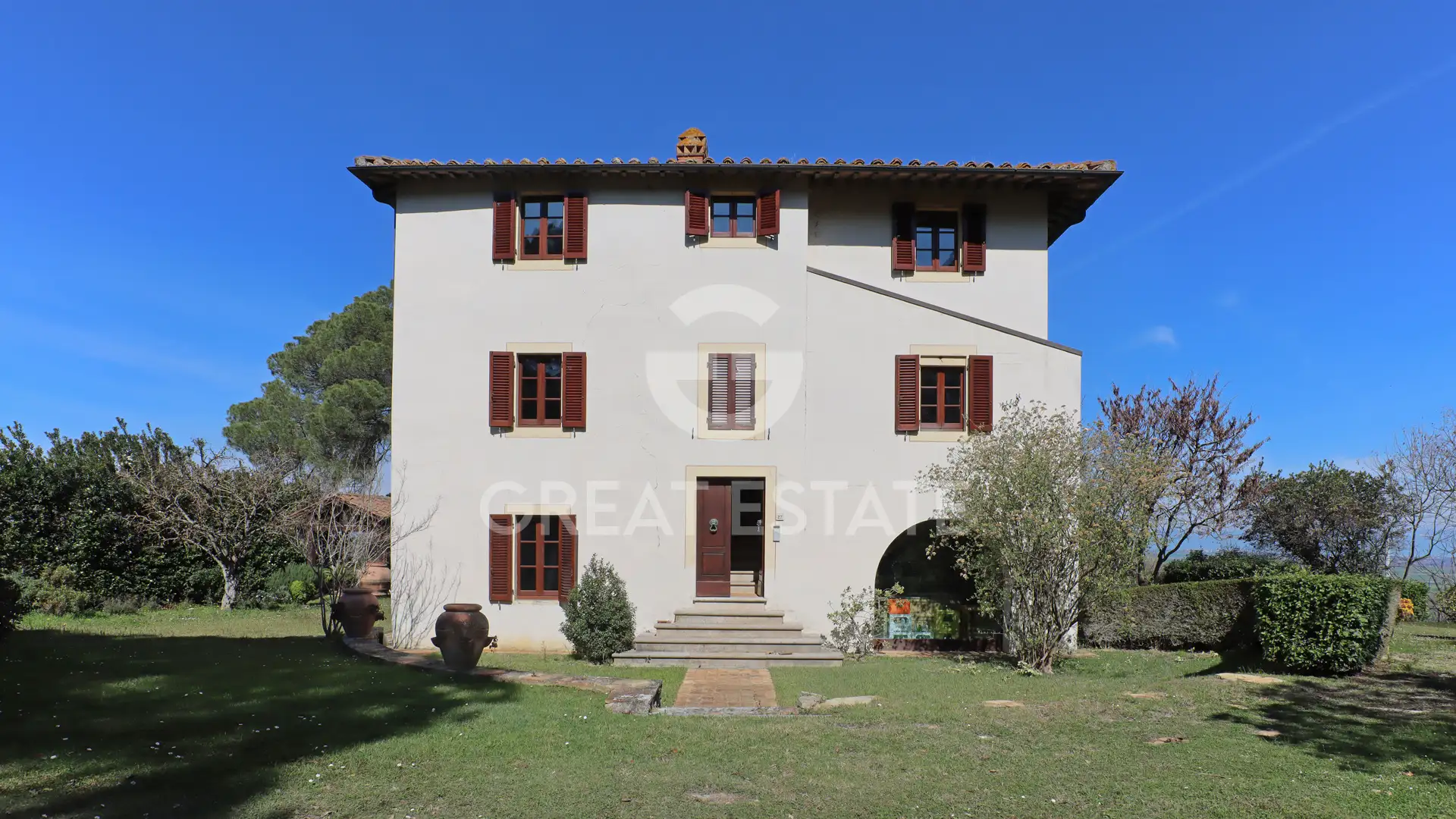 House 2883m² in Italy, Perugia. Priced at 5300000€ rent photo-5