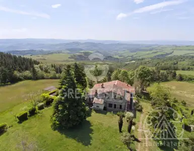 Buy in Italy for 660000€