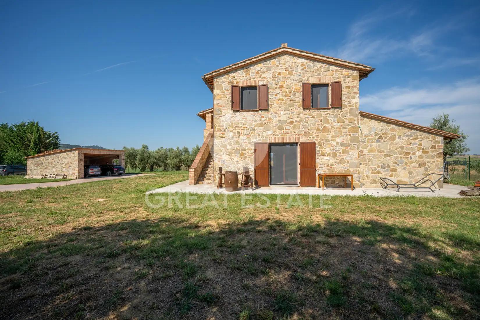 House 287m² in Italy, Perugia. Priced at 785000€ rent photo-9