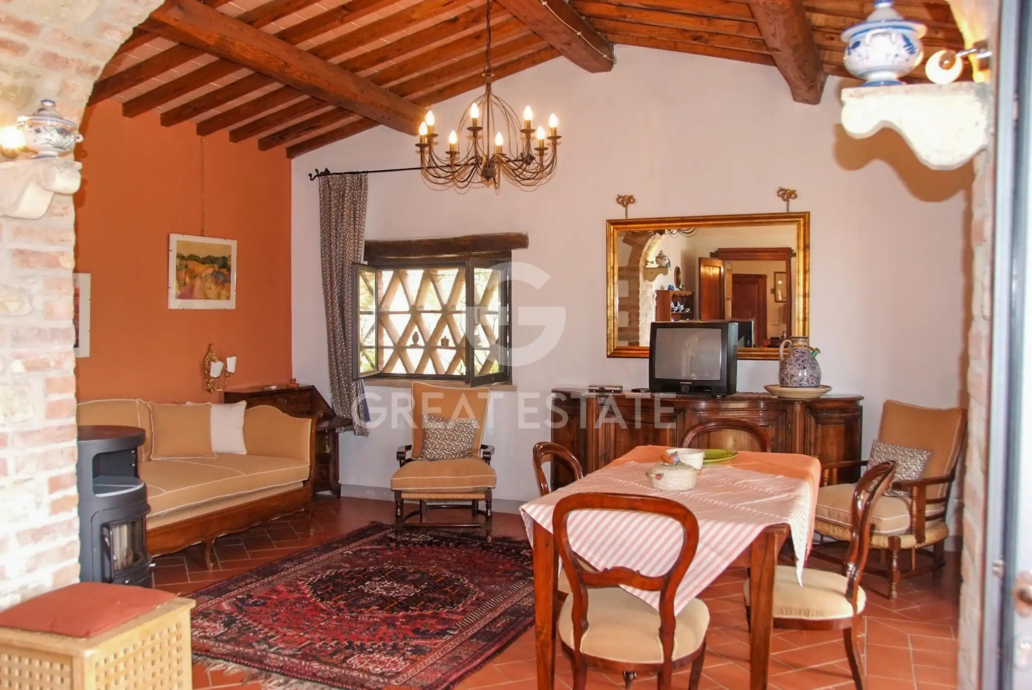 House 300m² in Italy, Perugia. Priced at 1380000€ rent photo-15